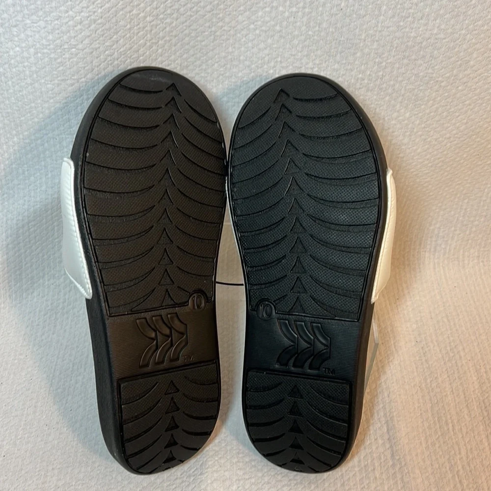 all in motion men’s slip on white flip flop sandals size 10‎